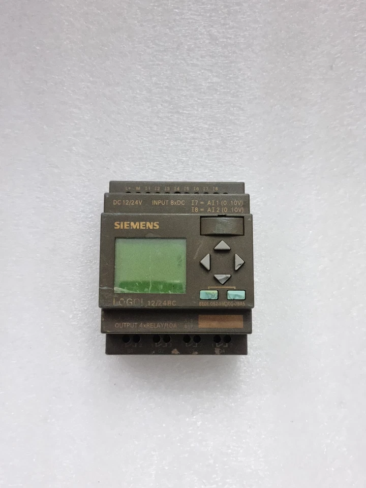 Siemens 6ED1052-1MD00-0BA5 Logo ! 12/24RC Dc12/24V (Used | Cosmetic Damaged)
